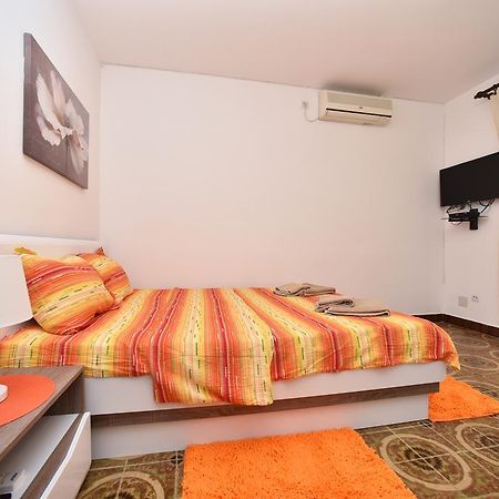 Mg Apartments And Rooms บุดวา ภายนอก รูปภาพ